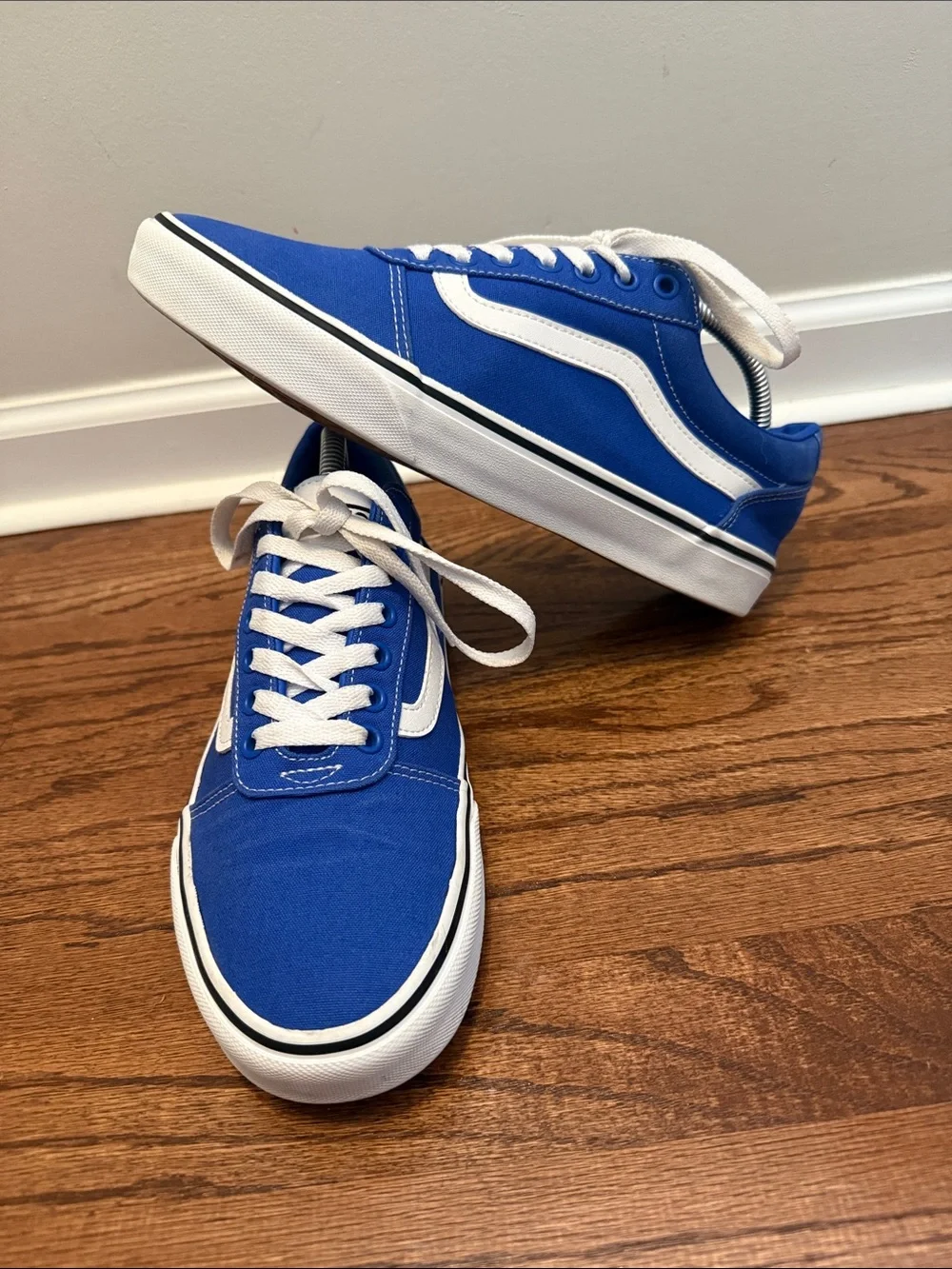 Vans Blue Canvas Low-Top Old Skool Sneakers with White Stripe